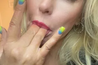 ✅I am 40 Years Horny Hot Mom Ready🍑Juicy Pussy📞Incall,📞Outcall and 🚘Car call/Hotel Fun💋Facetime/ Pics/Video/Premium For sell 💋Available 24 Hours✅ - Image 2